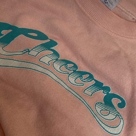 Vintage 80’s  “Cheers” TV Show Sweater - Picture 8 of 10